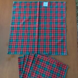 6 Plaid Napkins
